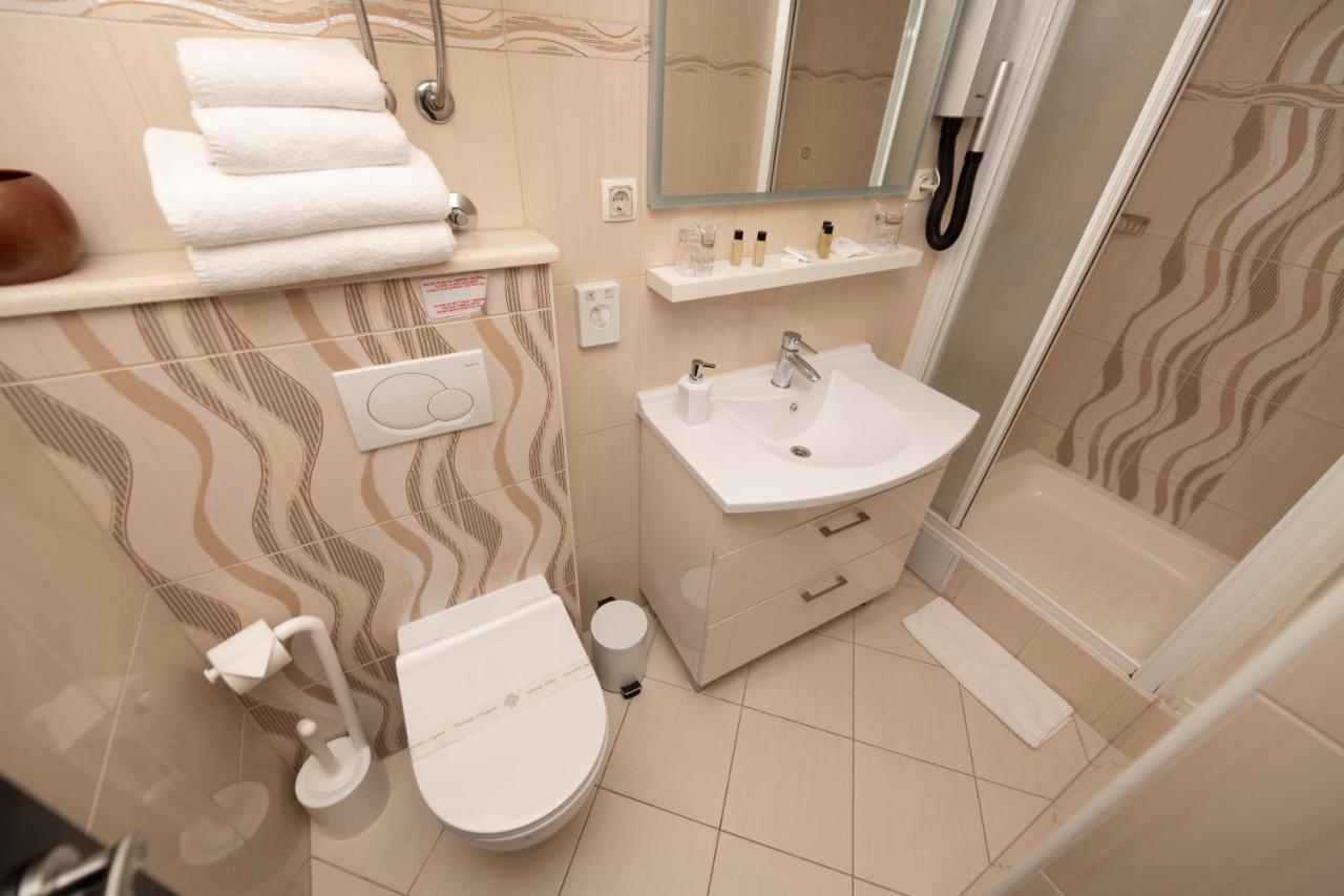 Deluxe Collection Hotel Kastel Split Luaran gambar