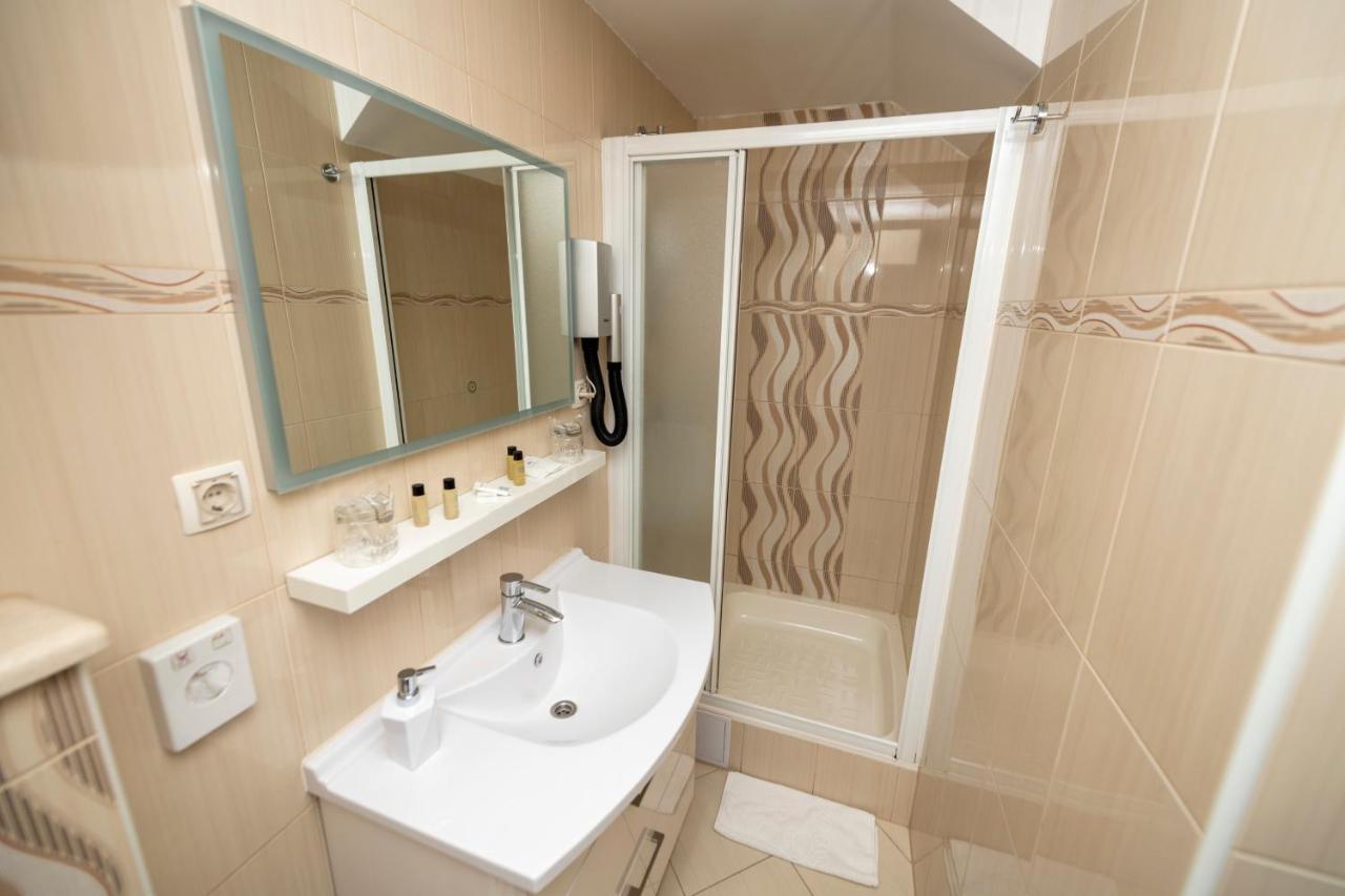 Deluxe Collection Hotel Kastel Split Luaran gambar